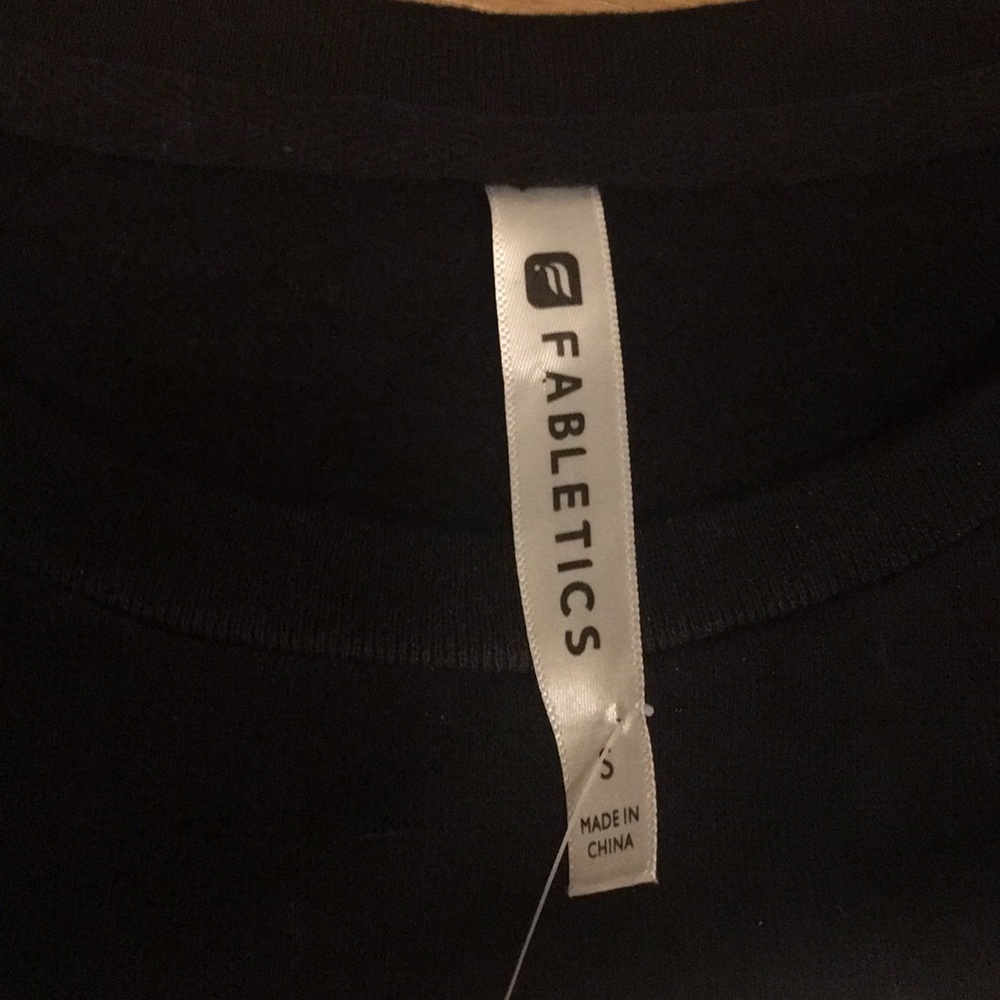 Fabletics snowshoe crew neck pullover sweatshirt - Picture 7 of 8